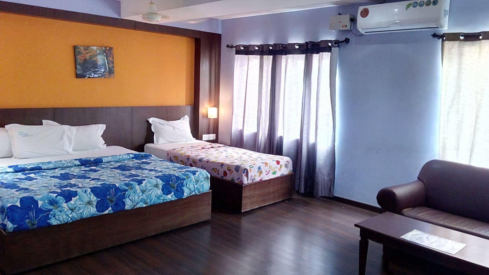 Luciya International Mysore Exterior foto